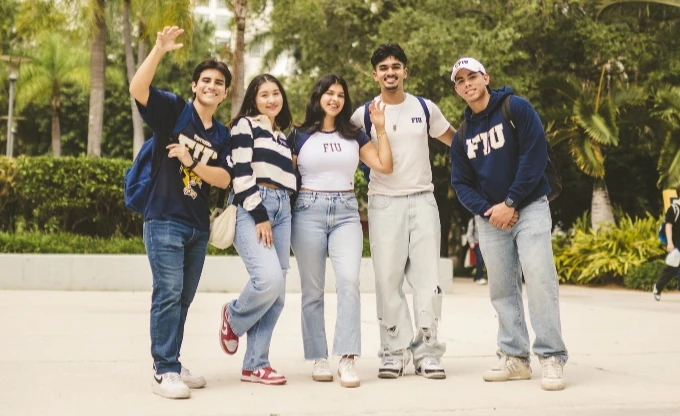 A diverse group of FIU students